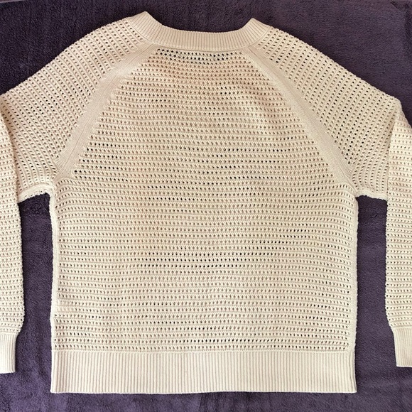 Banana Republic cream colored 100% cool cotton sweater with raglan sleeves - Picture 9 of 11